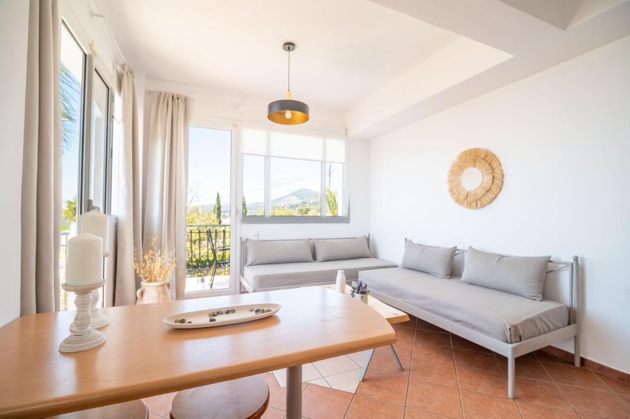 Christoforos Apartments Lurdáta Kültér fotó