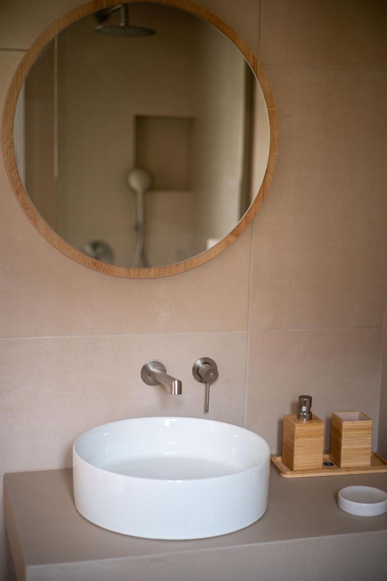 Christoforos Apartments Lurdáta Kültér fotó